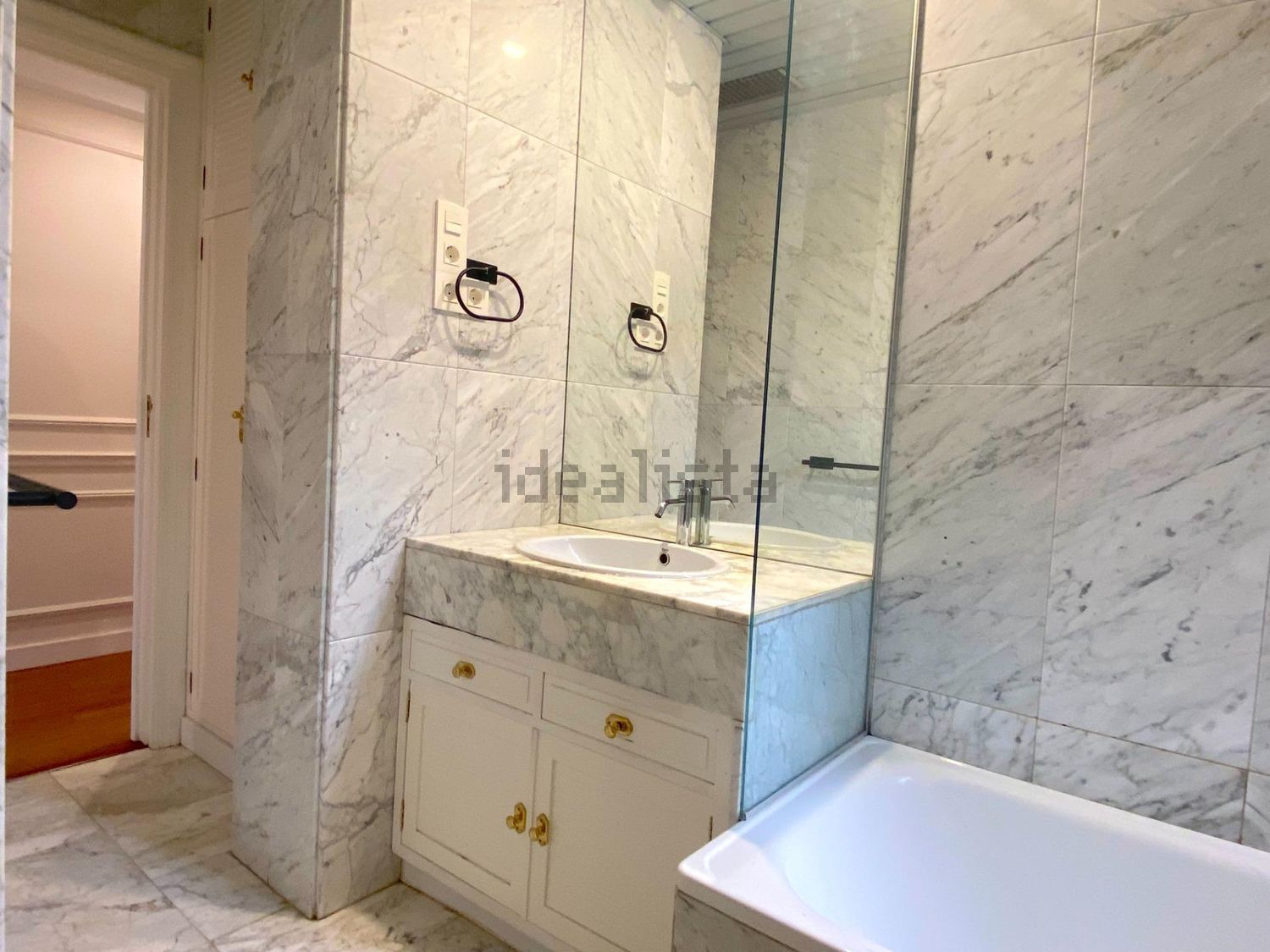 Piso de 150 m² en Granada