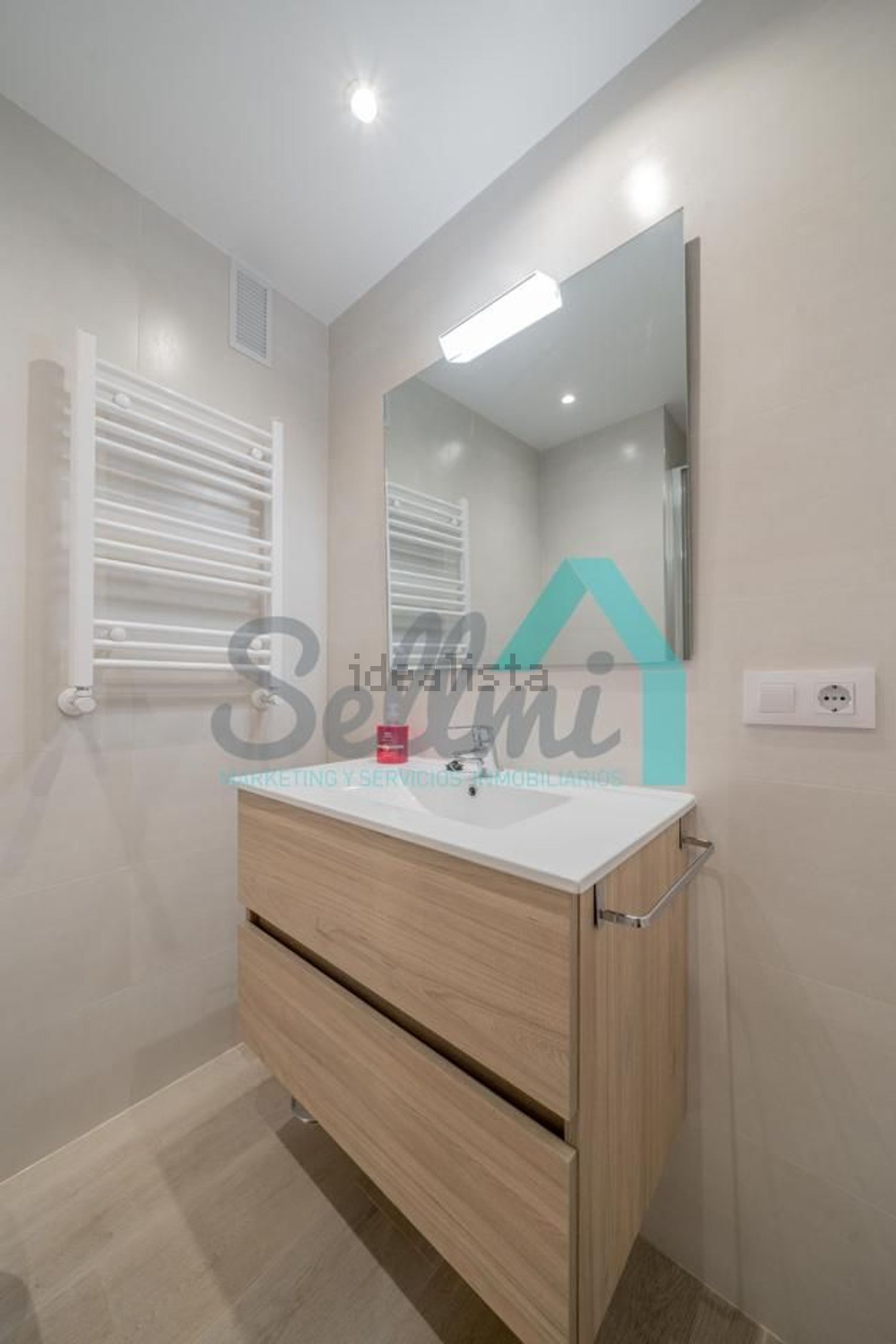 Piso de 114 m² en Oviedo