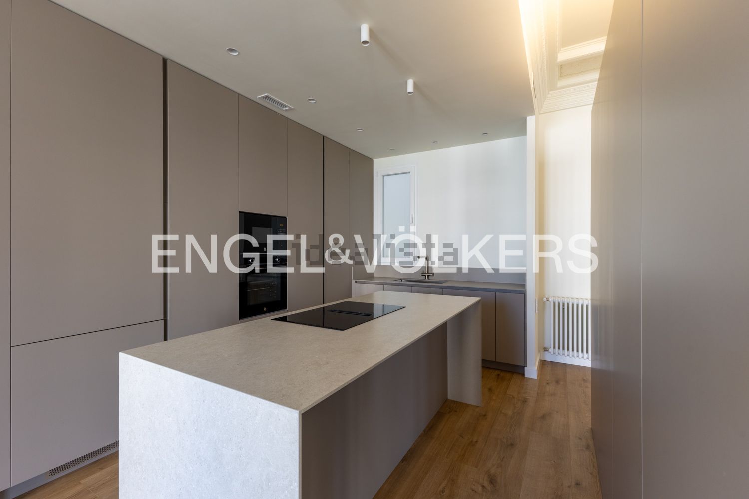 Flat 180 m² in Valencia