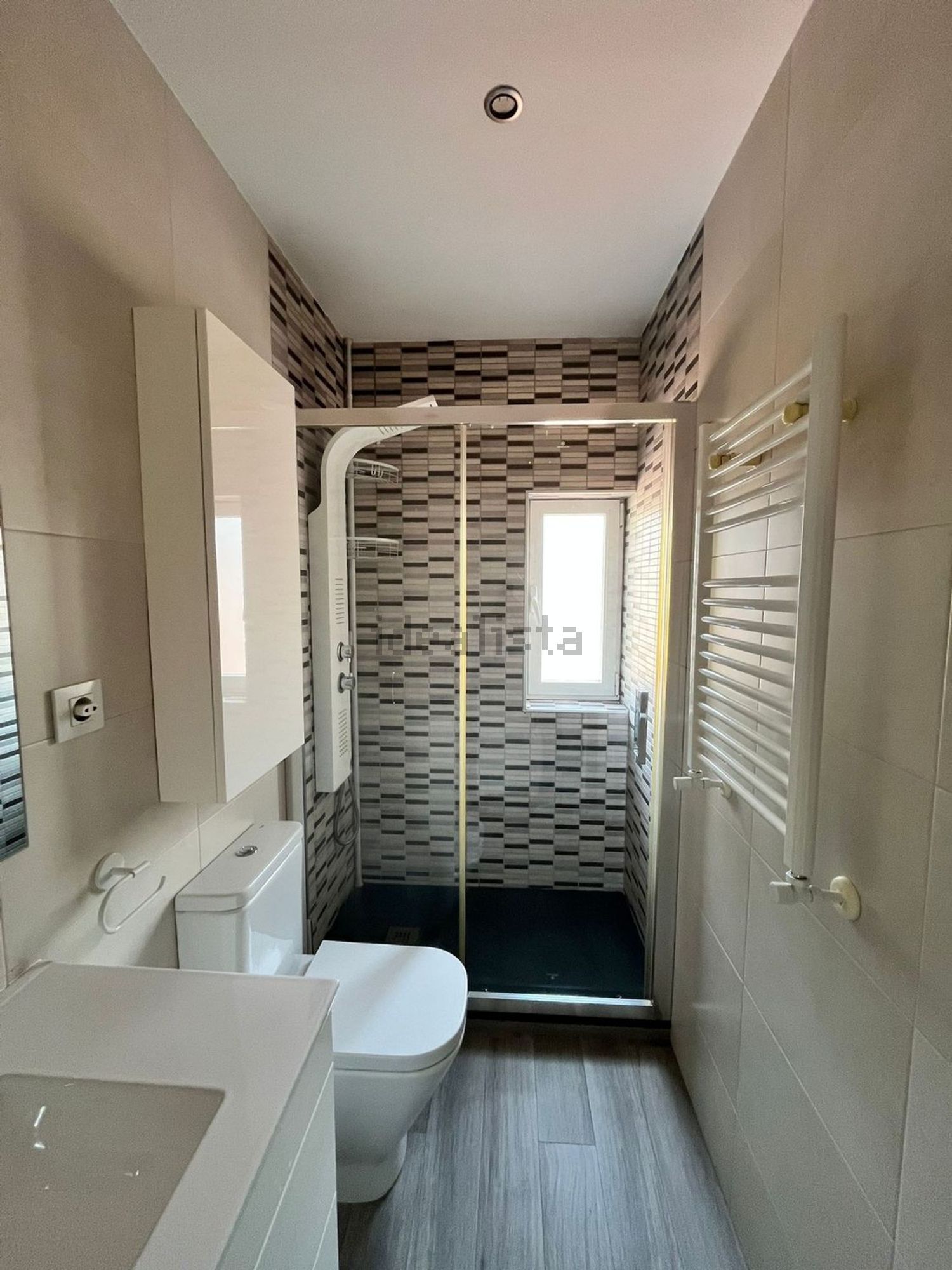 Pis de 82 m² a Sant Sebastià