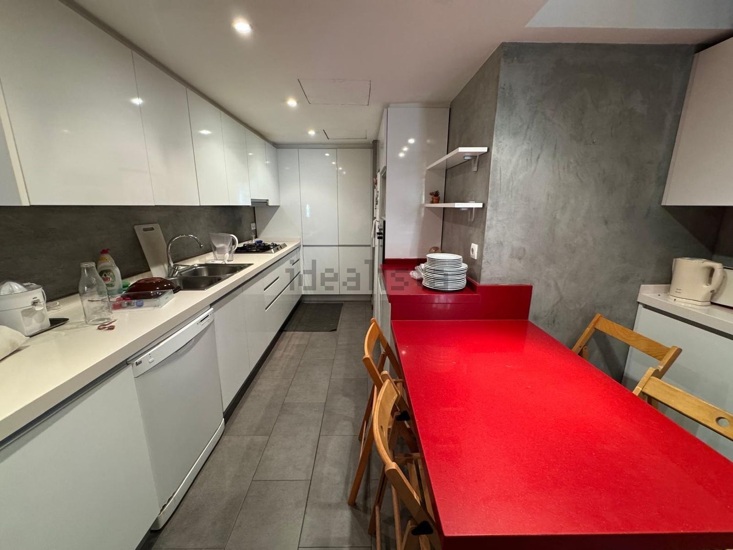 Квартира 121 м² в Барселоне