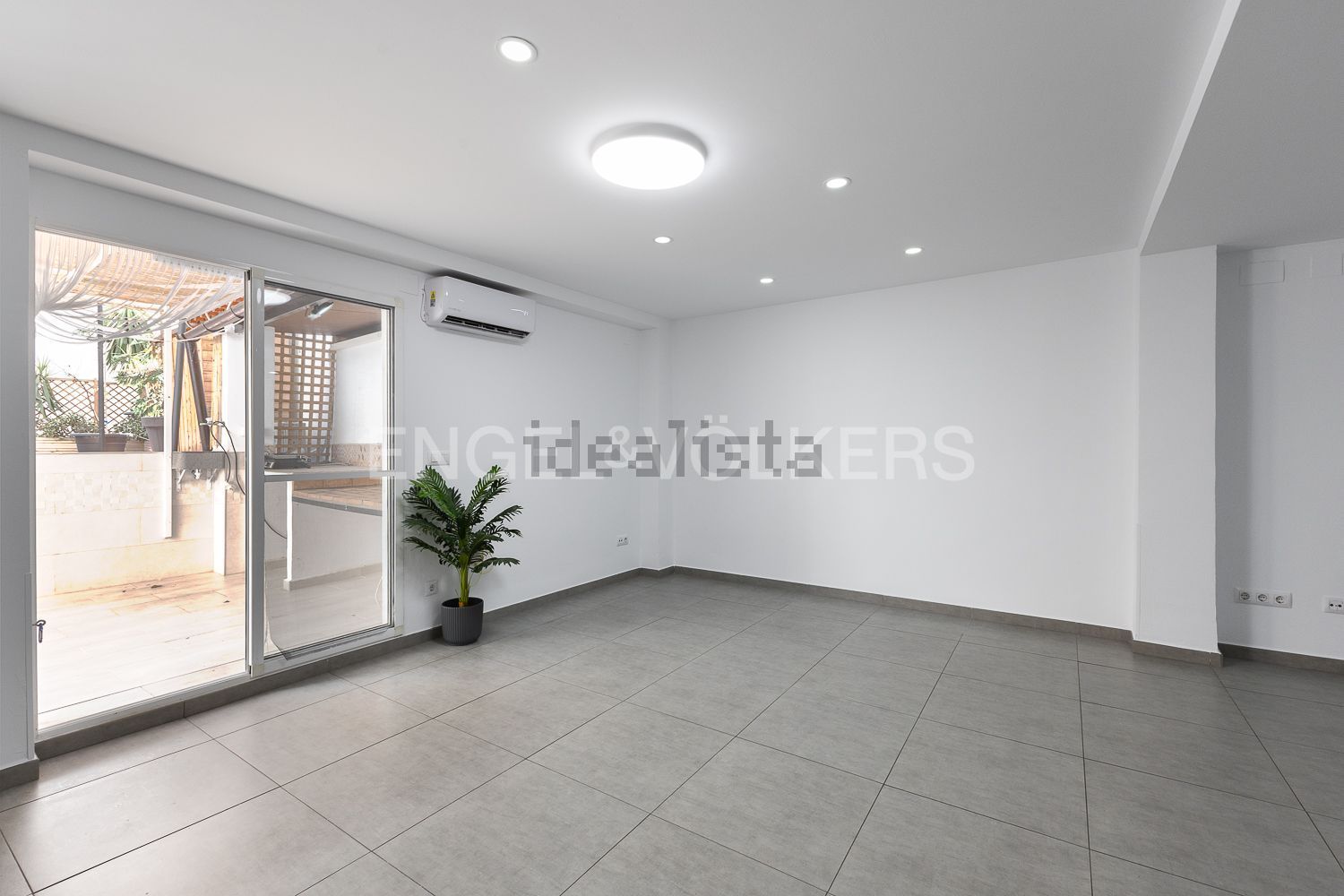 Pis de 77 m² a València