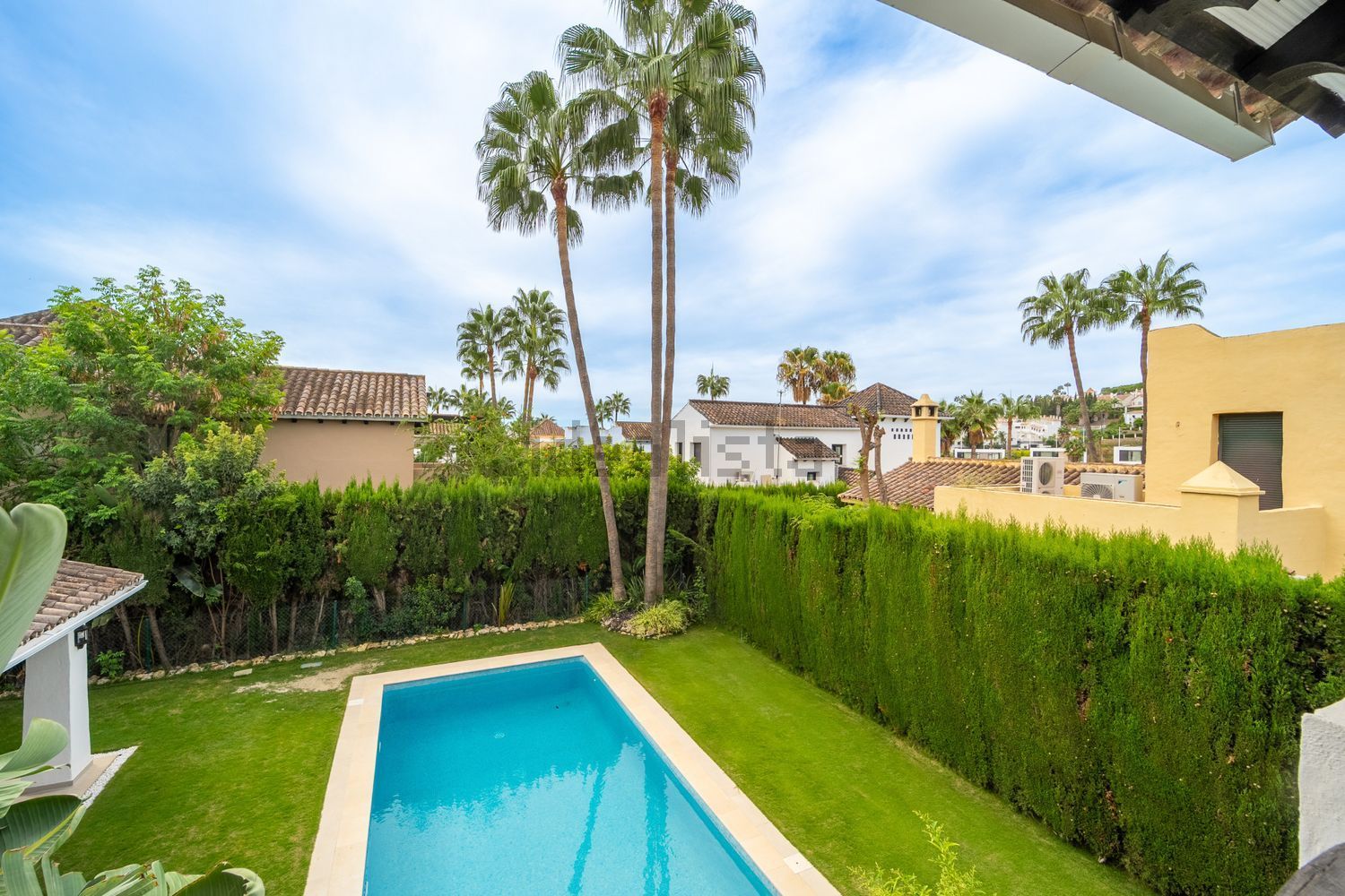 Casa 411 m² a Estepona