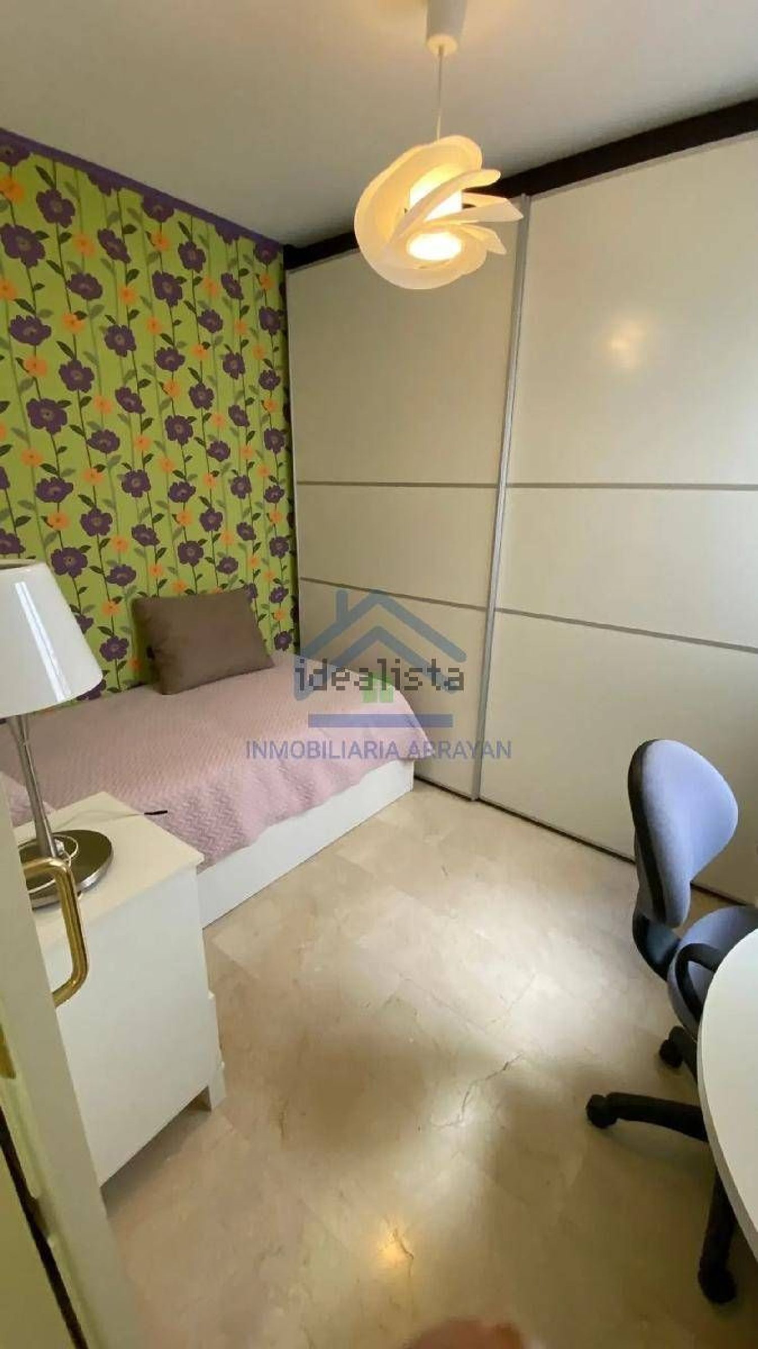 Piso de 85 m² en Granada