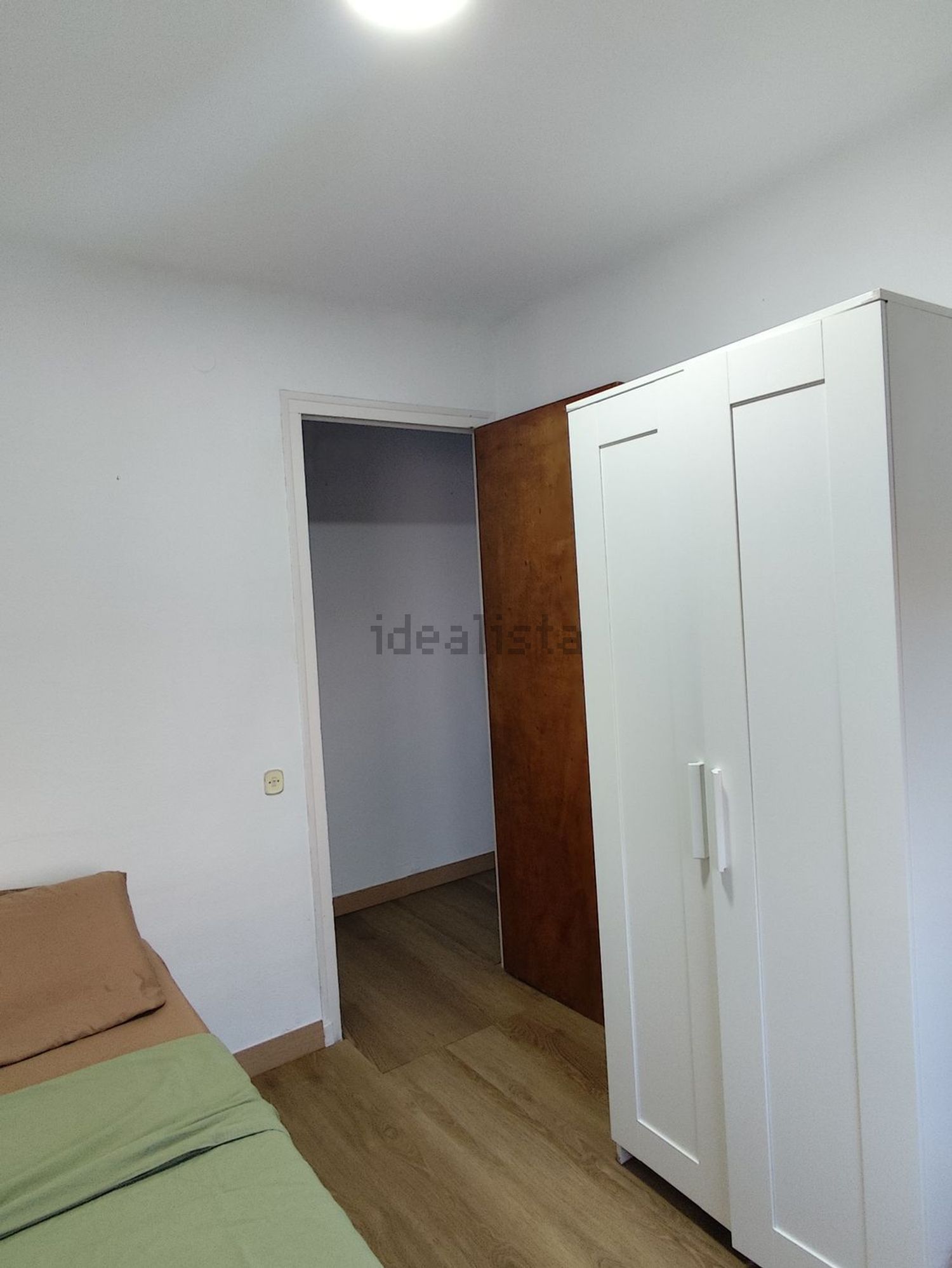 Quarto para alugar, Calafell