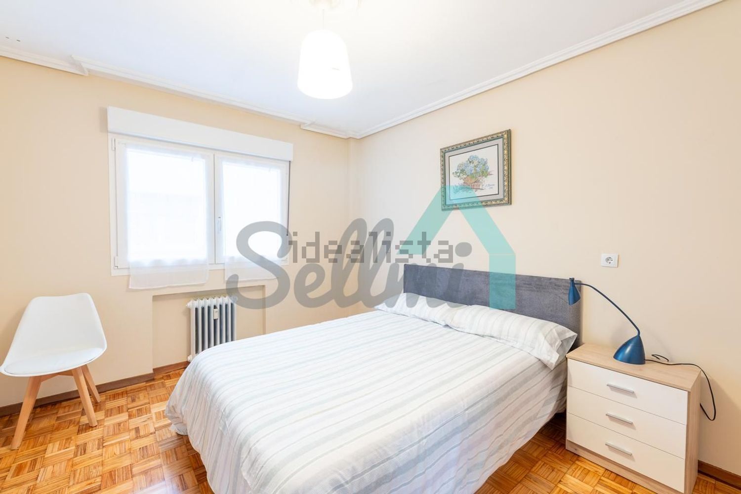 Pis de 68 m² a Oviedo