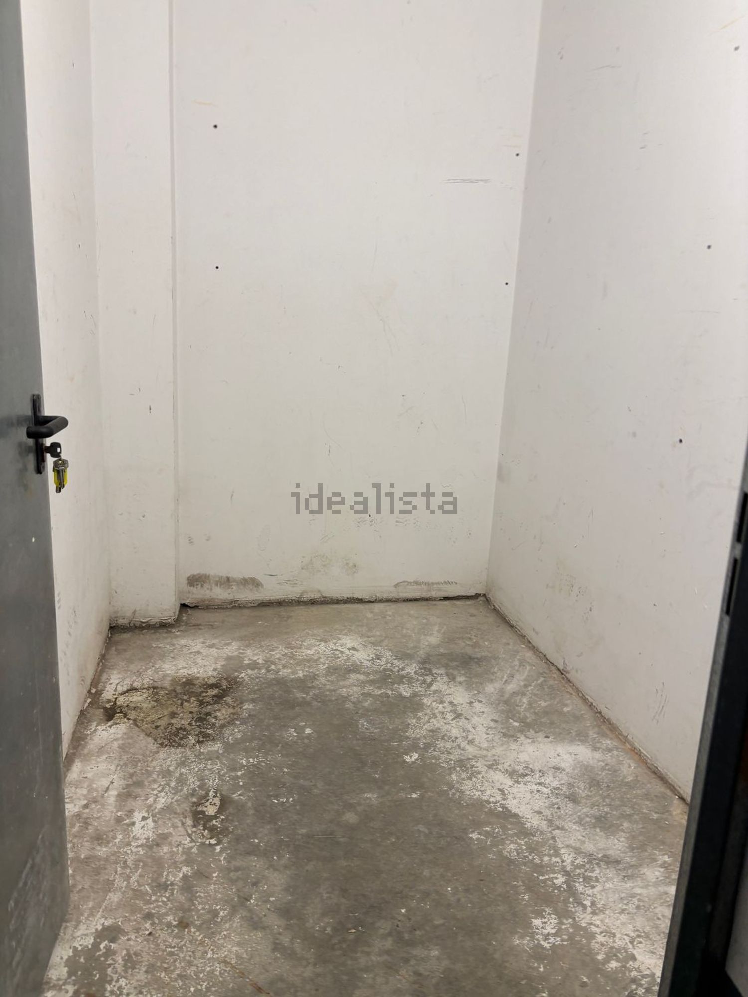 Flat 94 m² in Cadrete