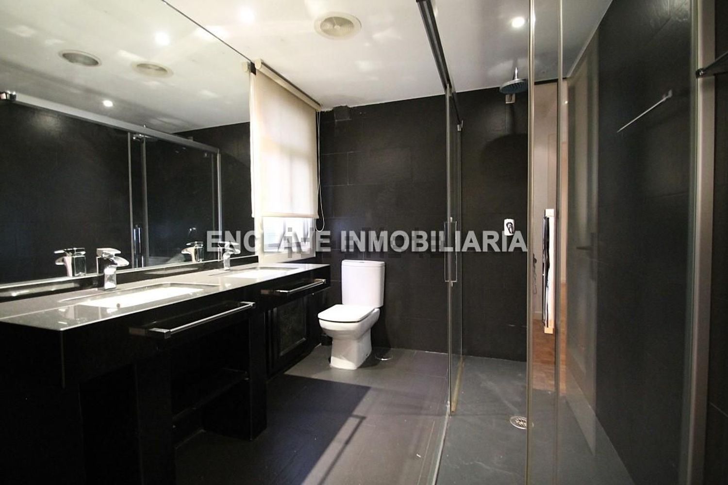 Pis de 230 m² a Oviedo
