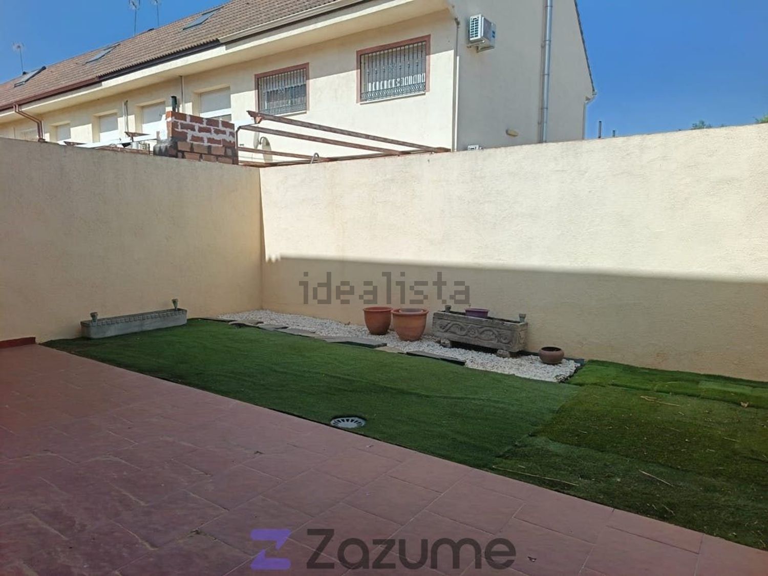Casa de 233 m² en Yuncler