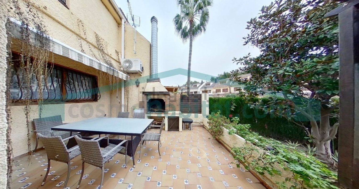 Casa de 190 m² a Paterna