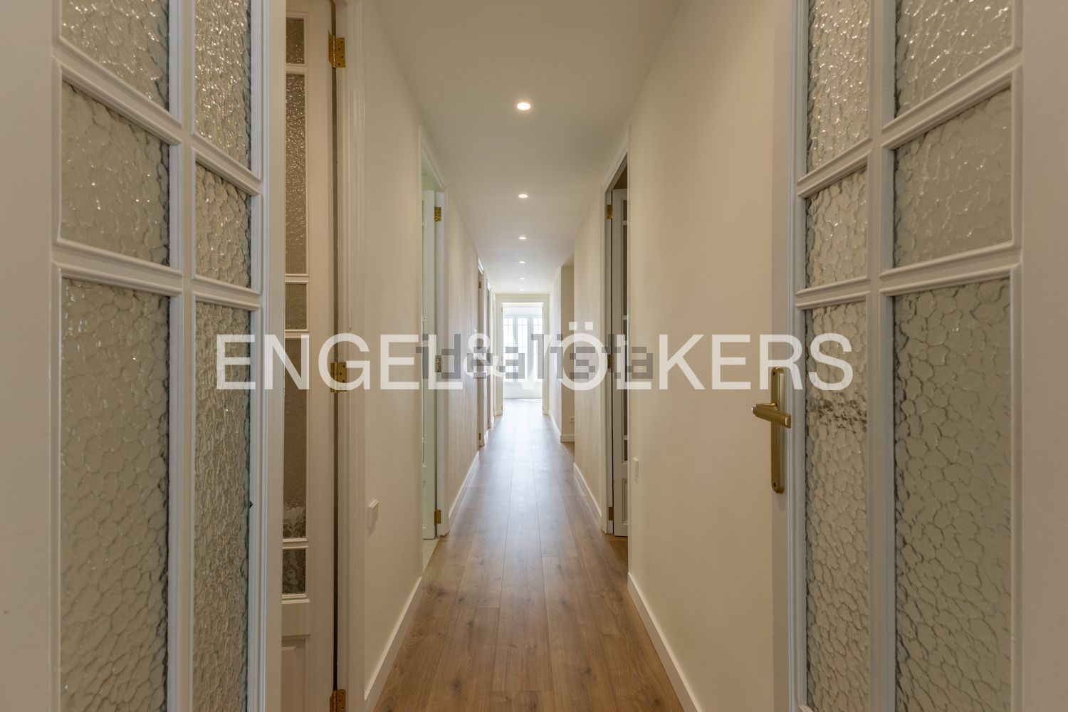 Flat 180 m² in Valencia
