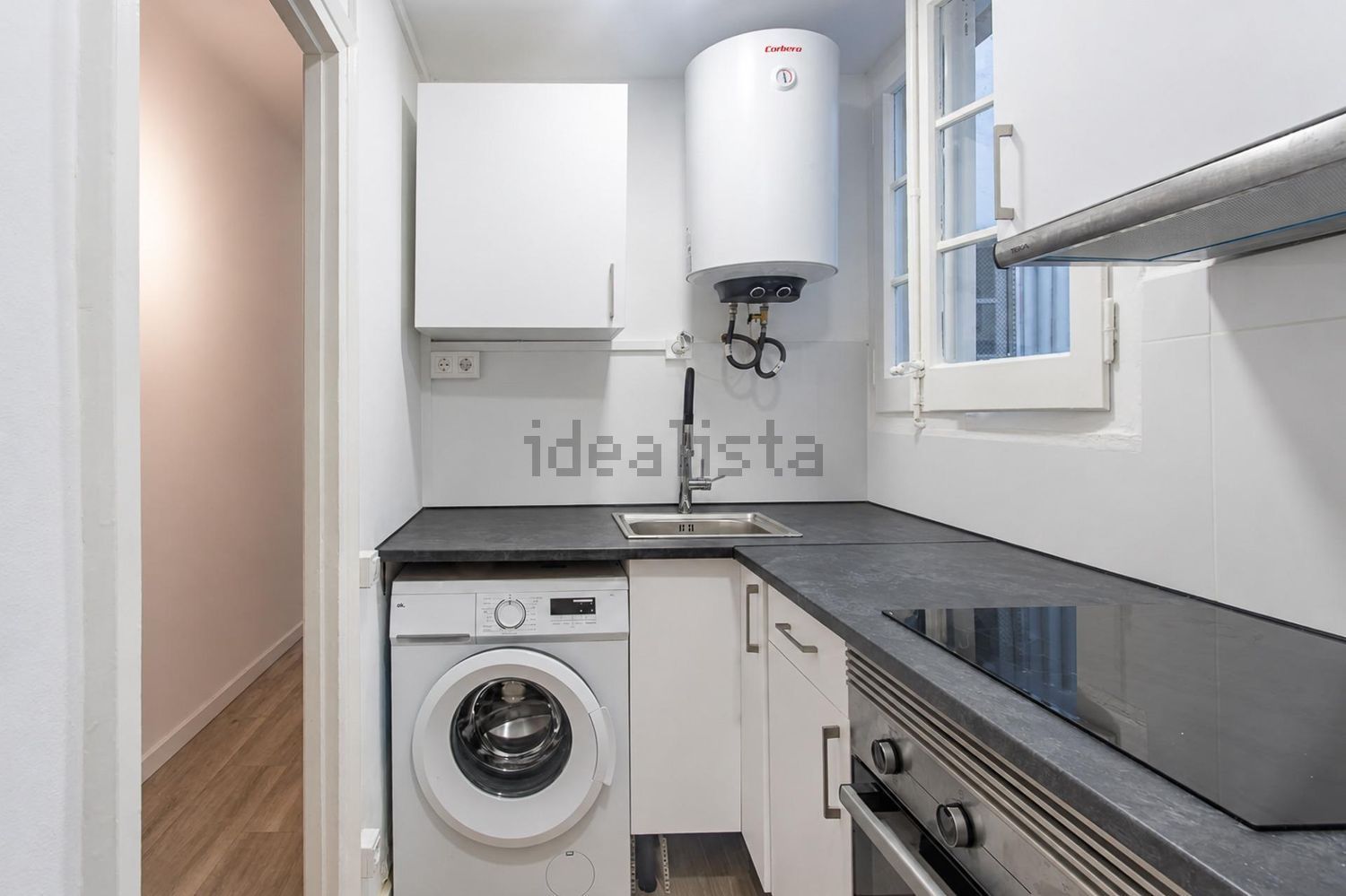 Квартира 100 м² у Барселоні