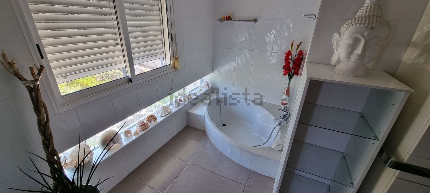 House 120 m² in Orba