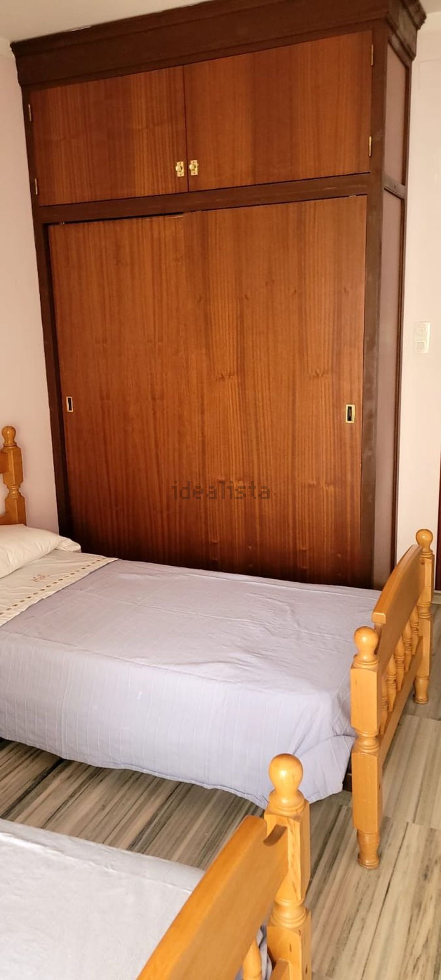 Pis de 200 m² a Loja