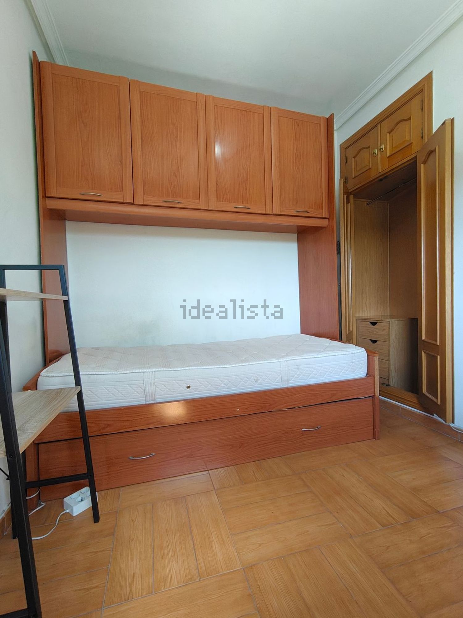 Кімната в оренду, Madrid