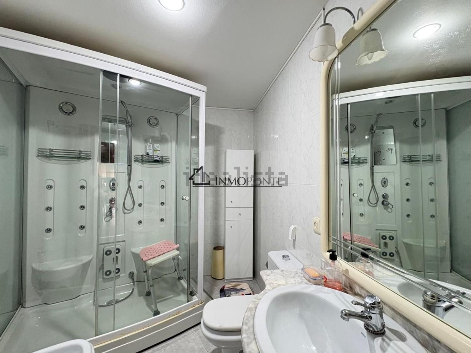 Flat 90 m² in Marín