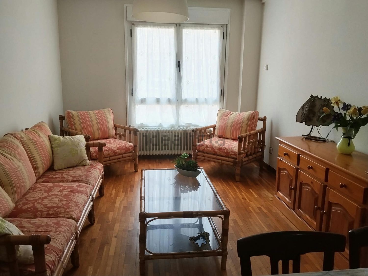 Piso de 60 m² en Oviedo