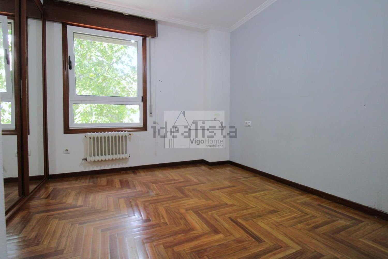 Piso de 90 m² en Vigo