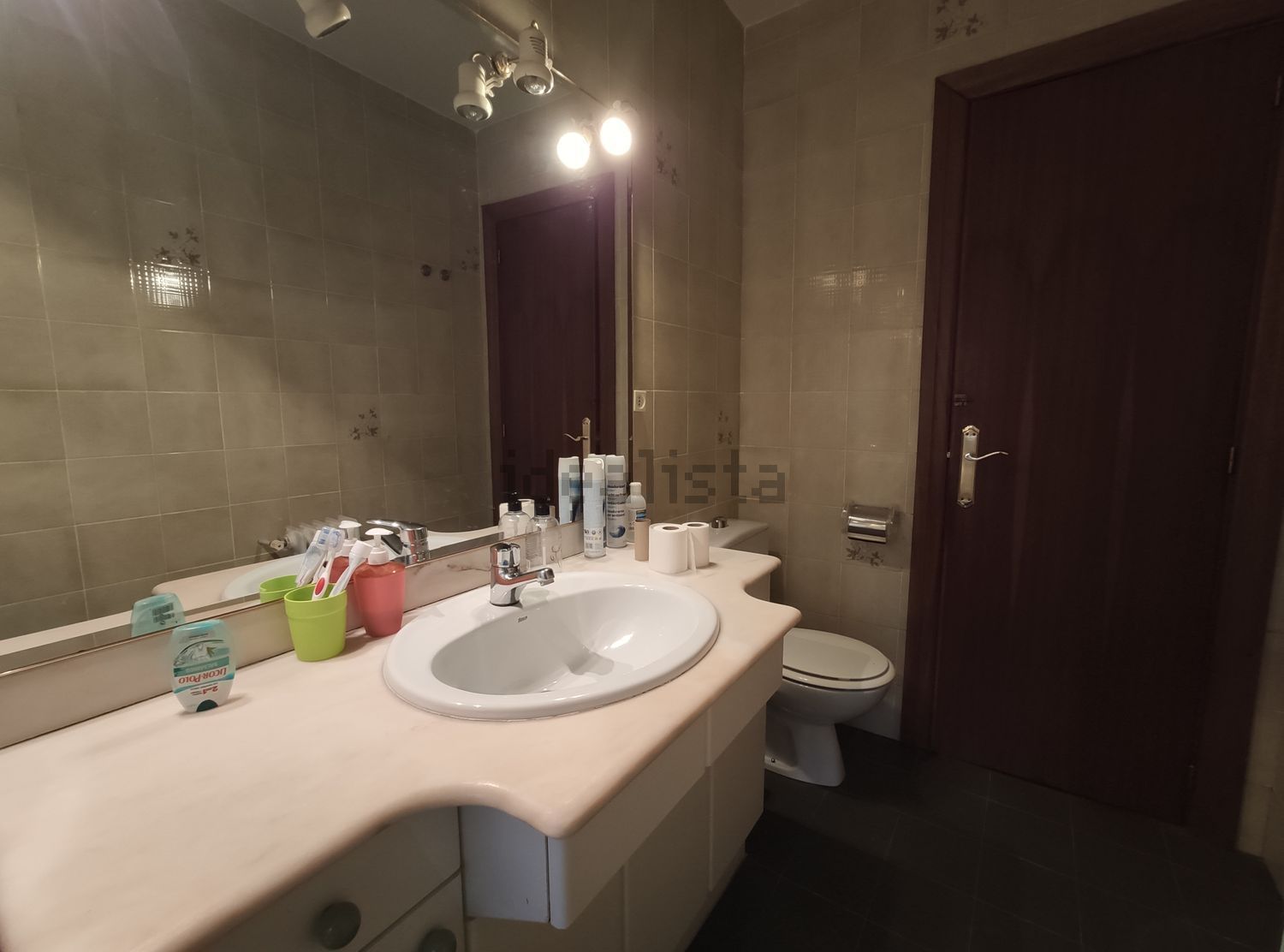 Habitació de lloguer, La Cistérniga