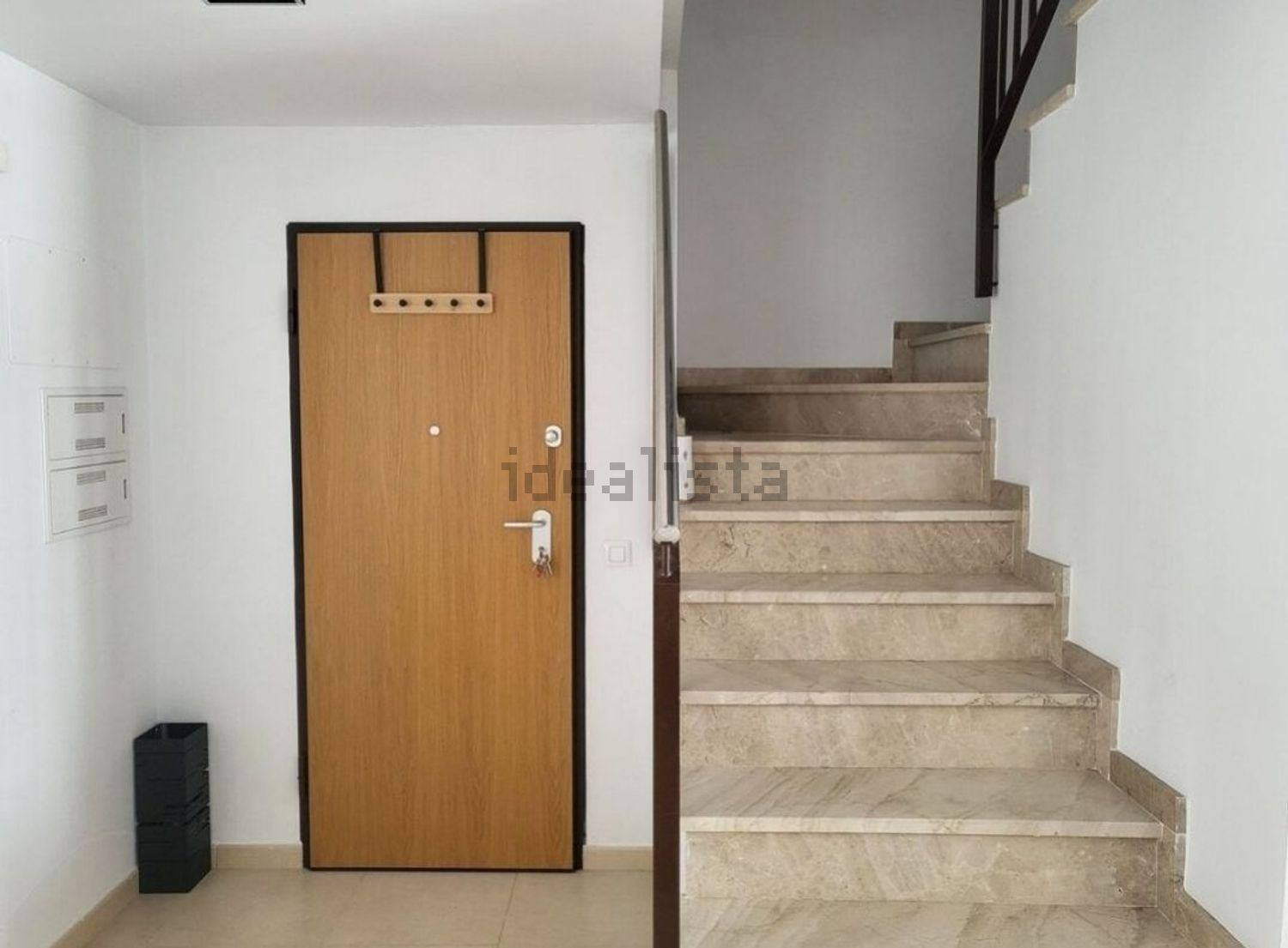 Habitació de lloguer, Montroi
