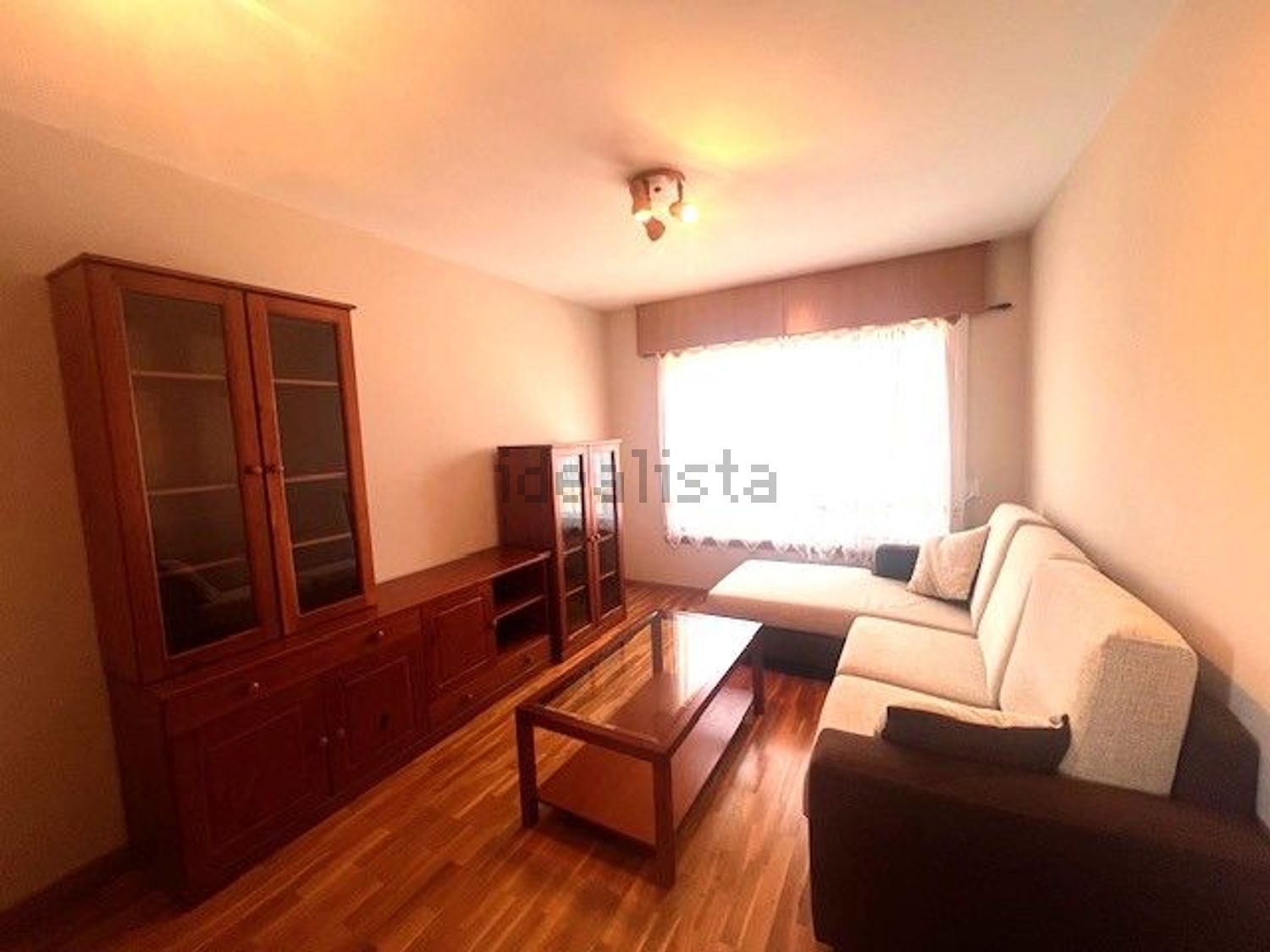Piso de 80 m² en Oleiros