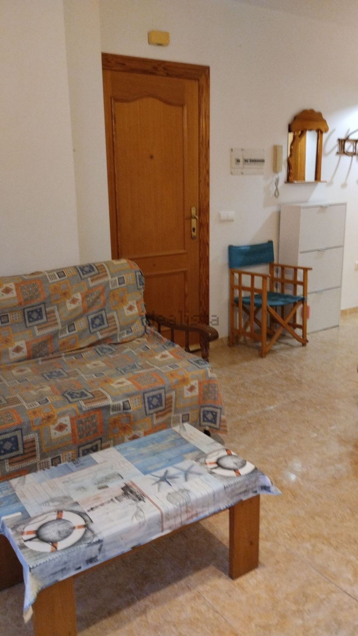 Piso de 70 m² en Adra