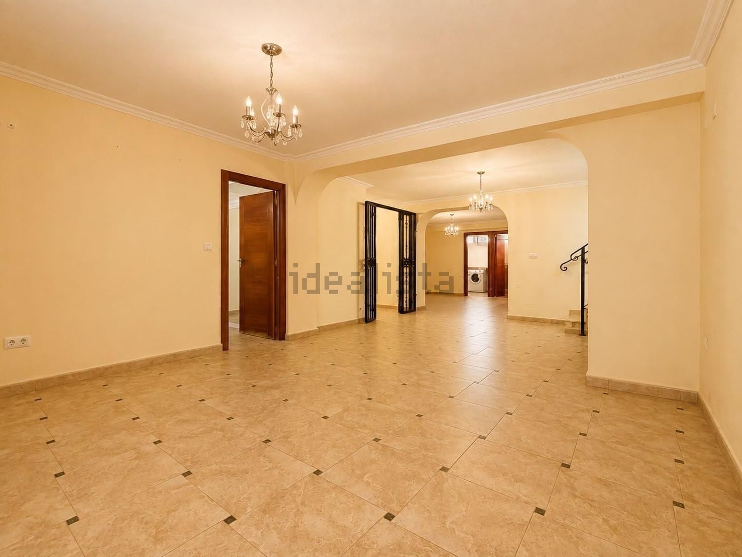 Casa de 387 m² a Torrevella