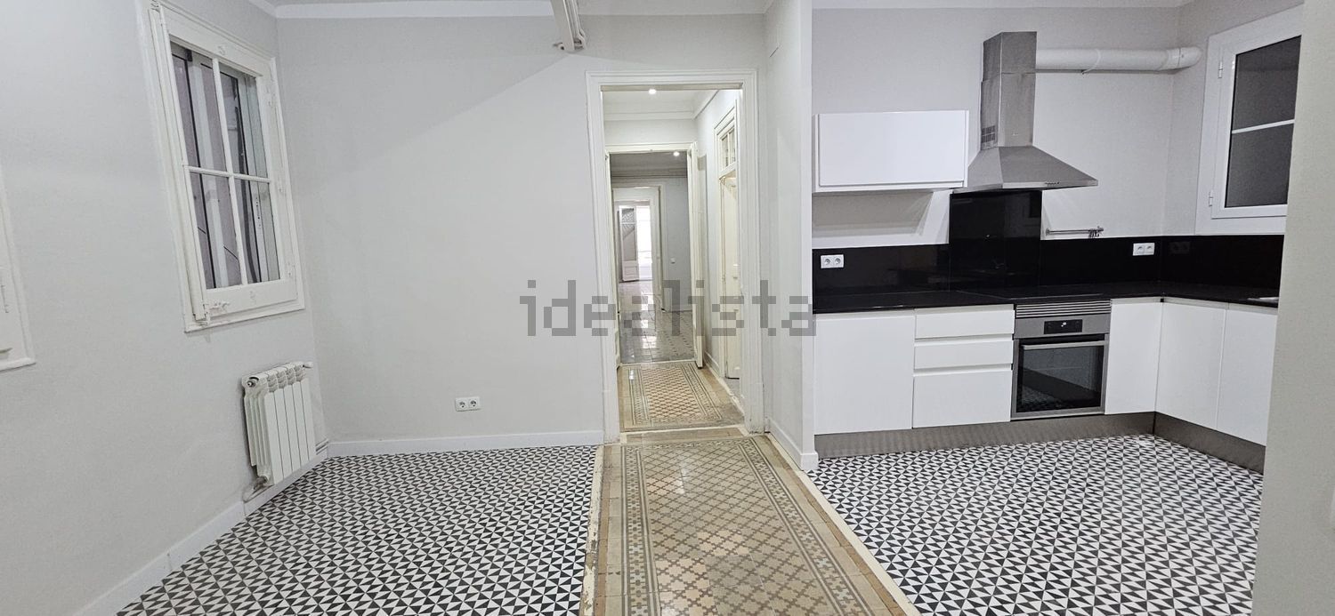 Квартира 220 м² у Барселоні