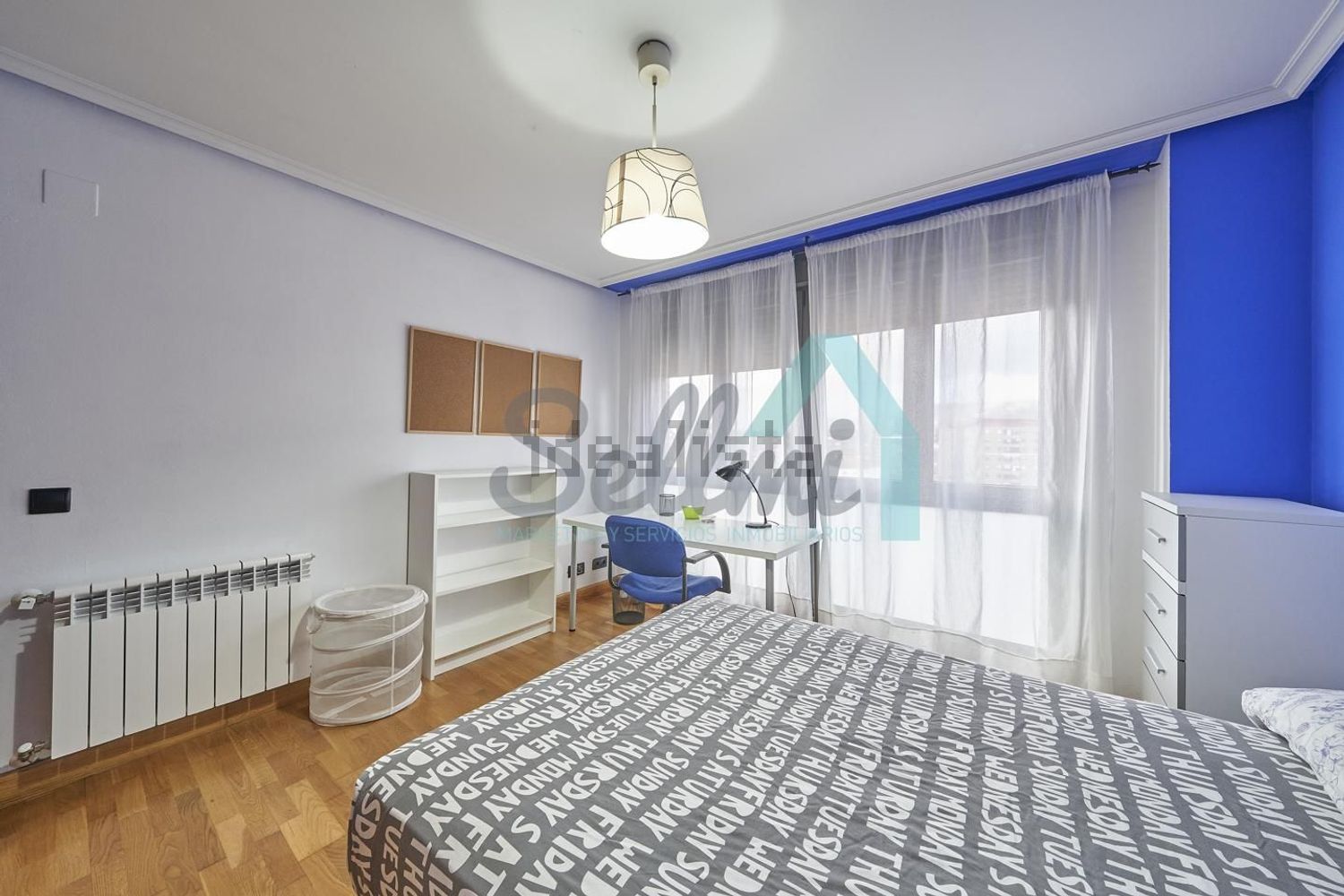 Piso de 132 m² en Oviedo