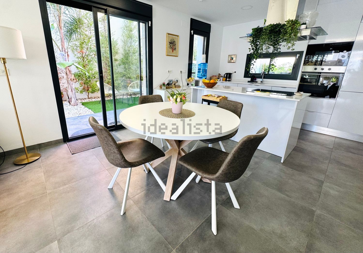Casa 400 m² a Los Montesinos