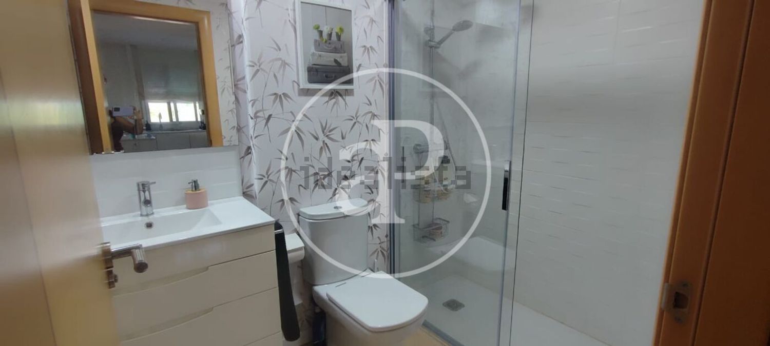 Piso de 70 m² en Oliva