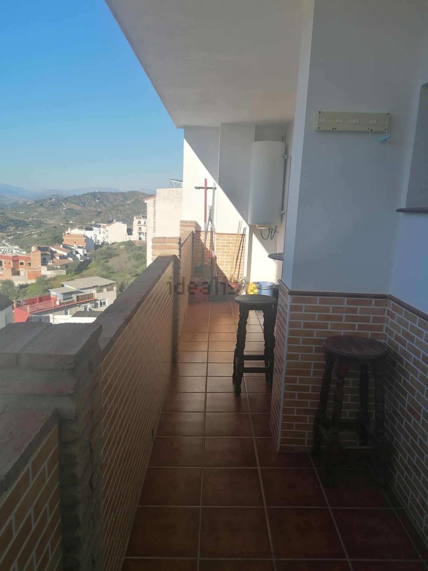 Room for rent, Monda