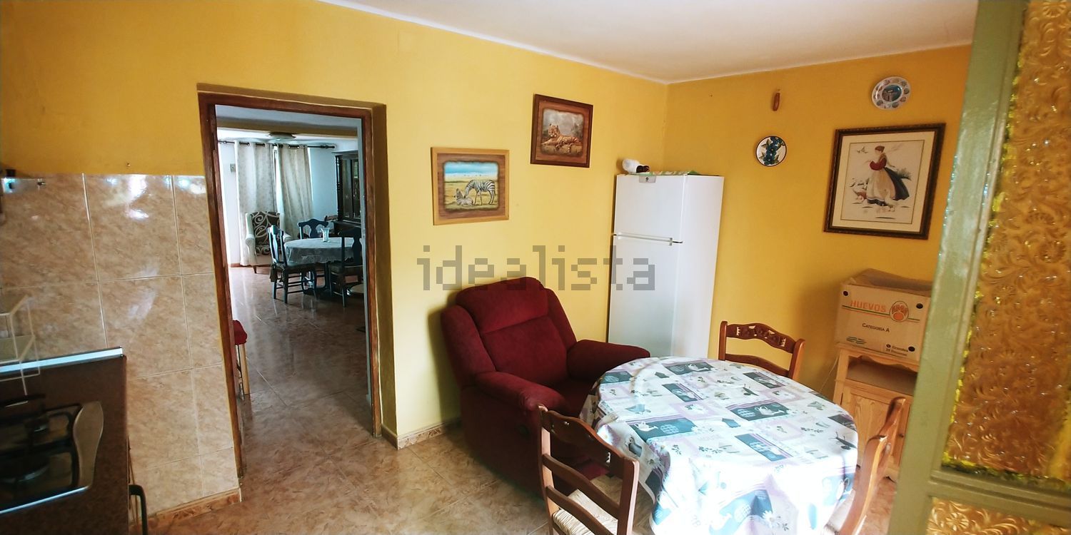 Casa de 120 m² a Cuevas del Becerro