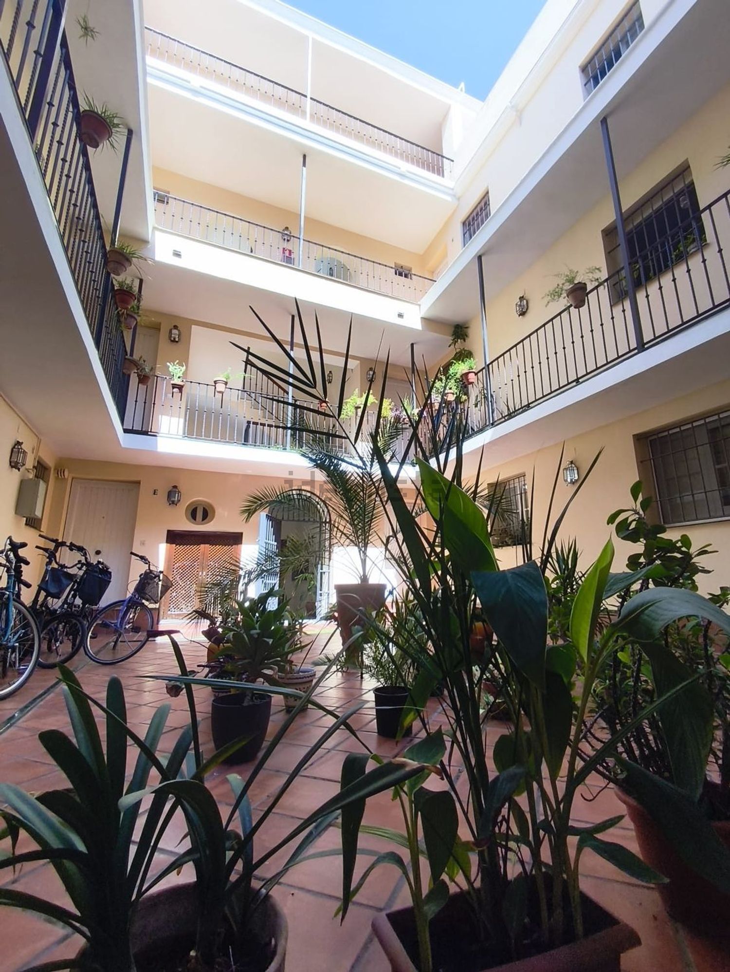 Piso de 100 m² en Sevilla