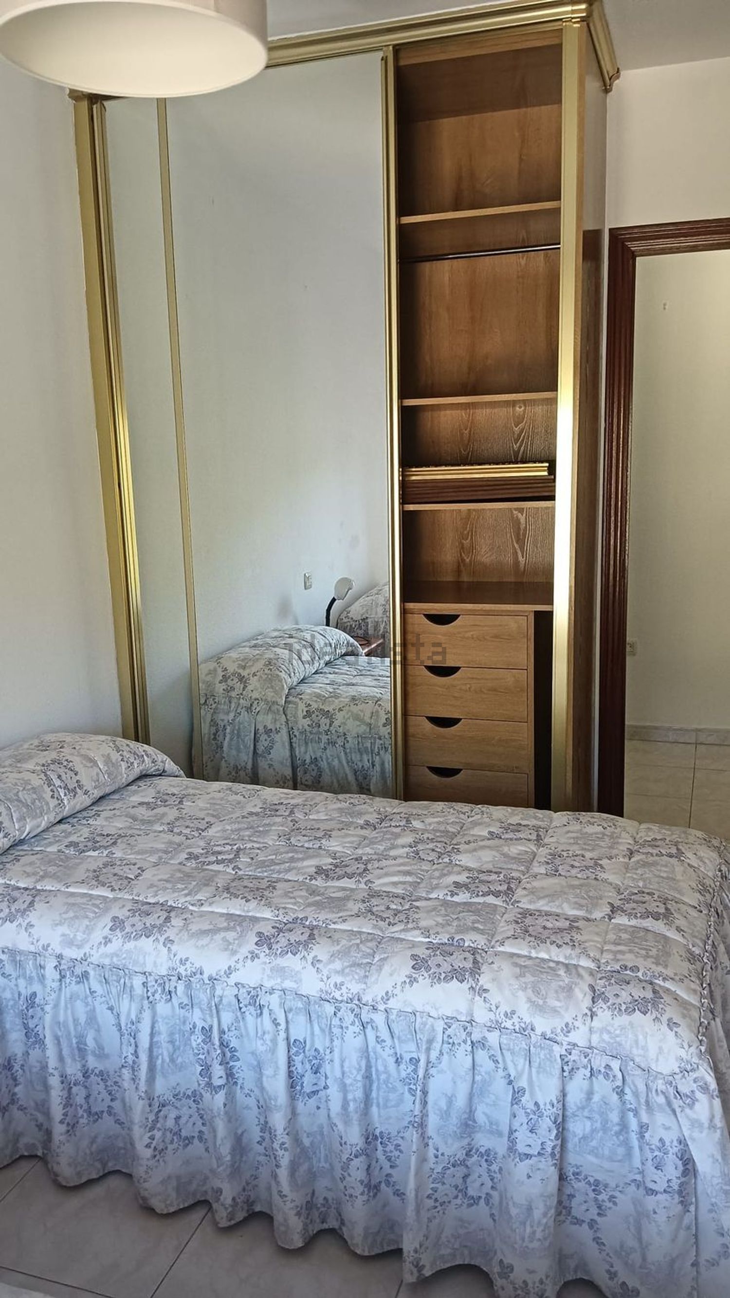 Piso de 100 m² en Baños de Montemayor