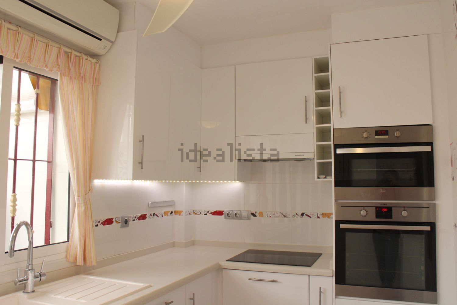 Casa de 100 m² a Oriola