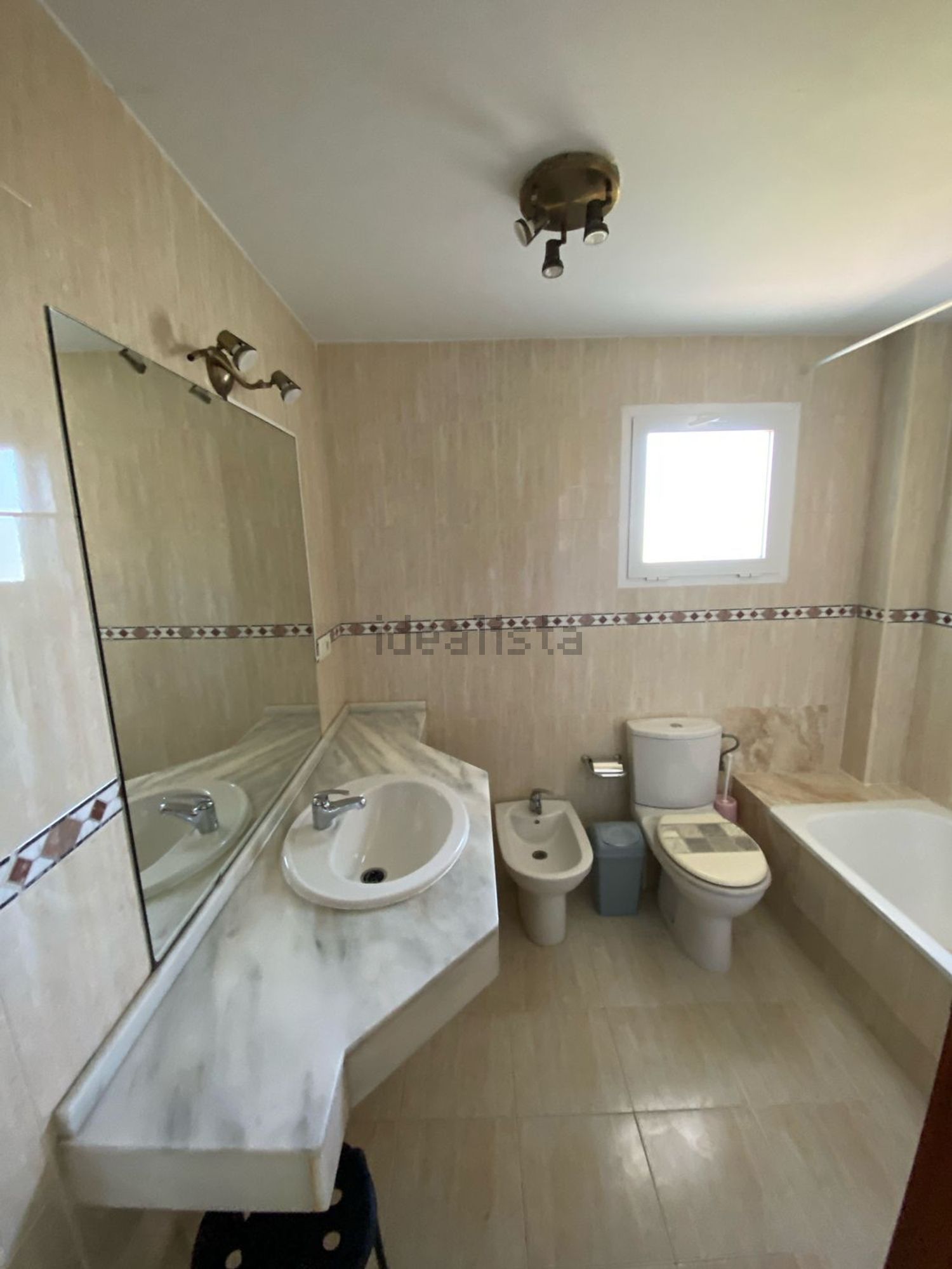 Habitació de lloguer, Benalmádena