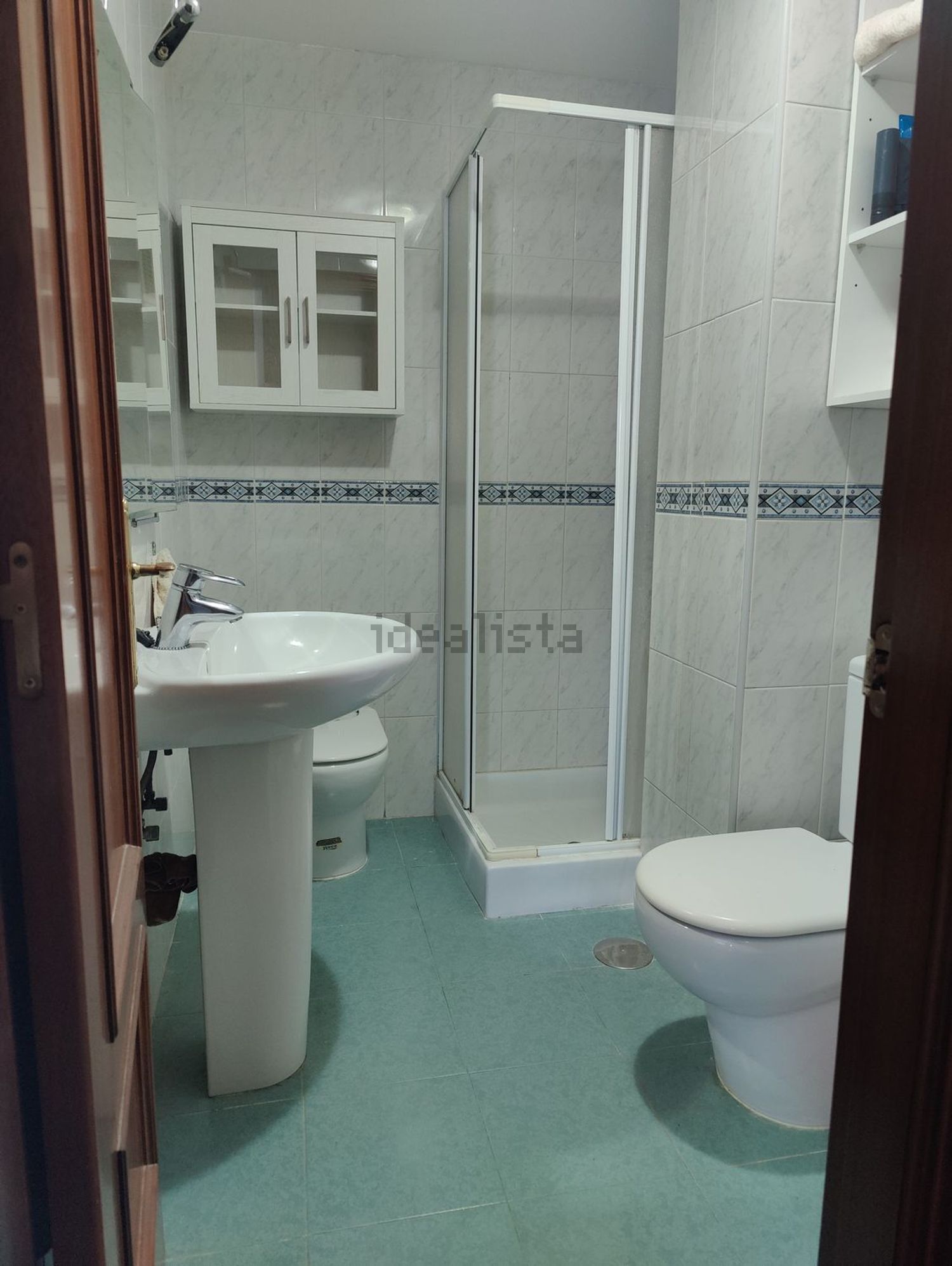 Room for rent, Zamora