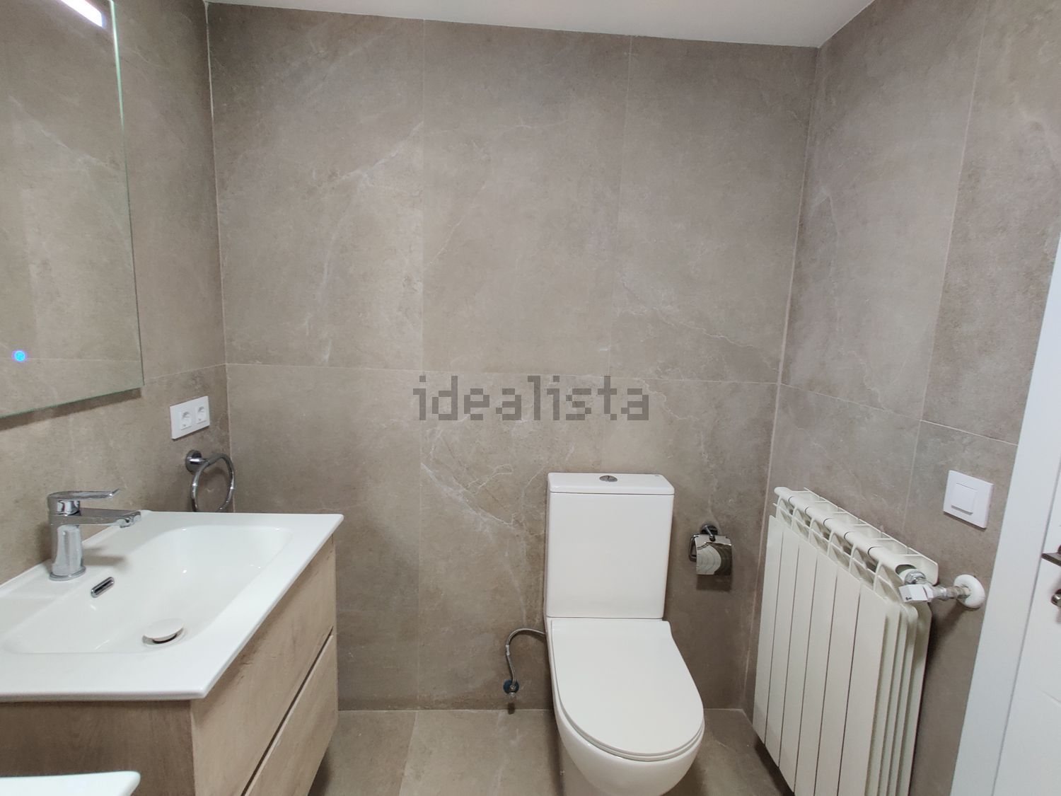 Habitación 150 m², Pamplona