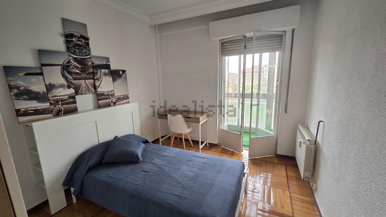 Pis de 92 m² a Àvila