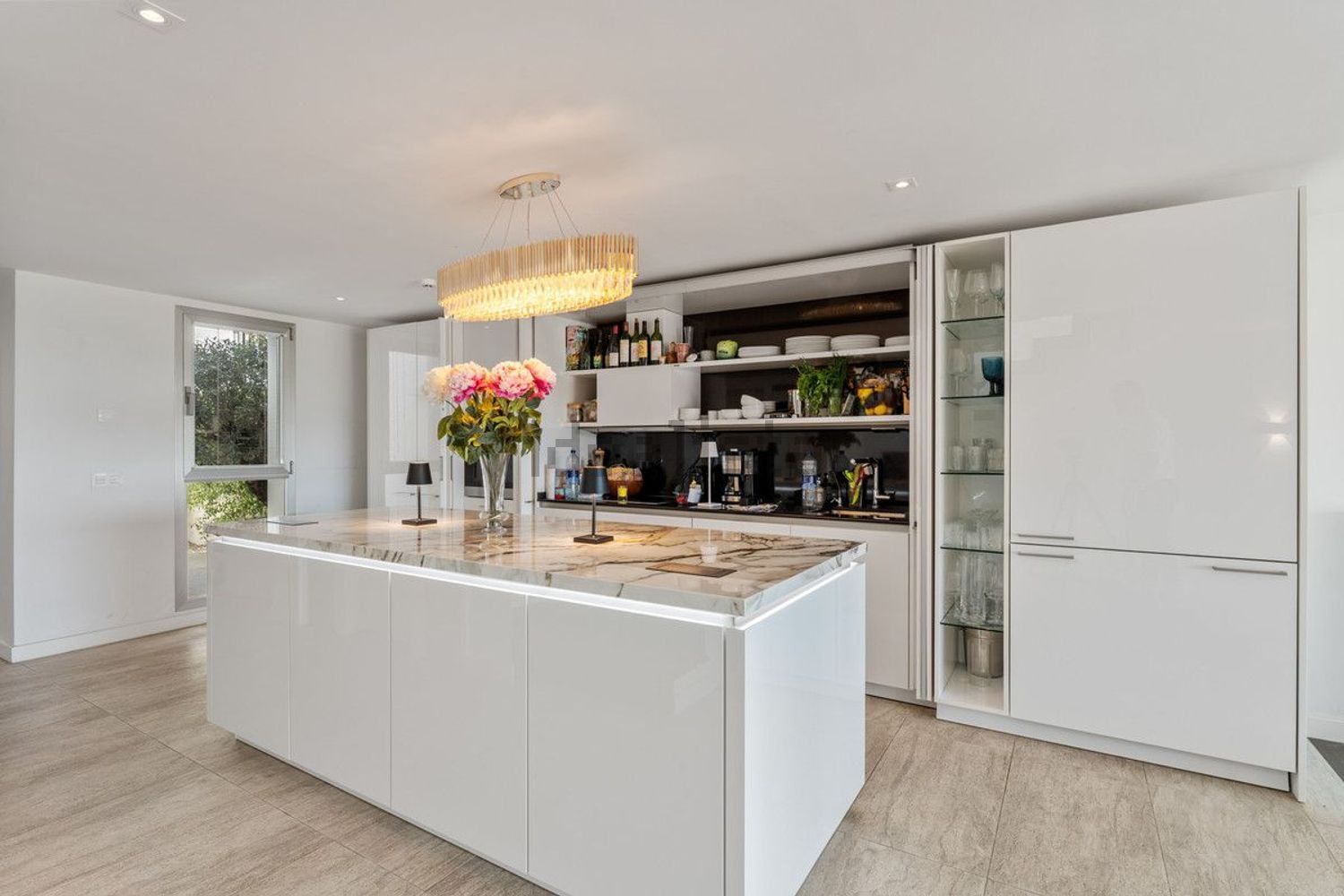 Haus 350 m² in Marbella