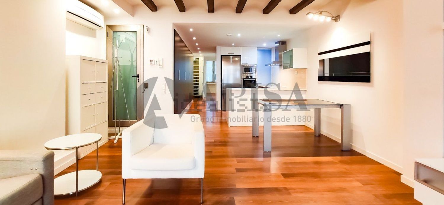 Flat 67 m² in Barcelona