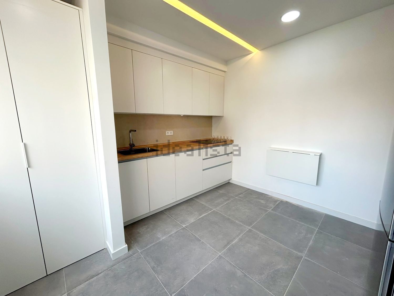 Room 130 m², Palma