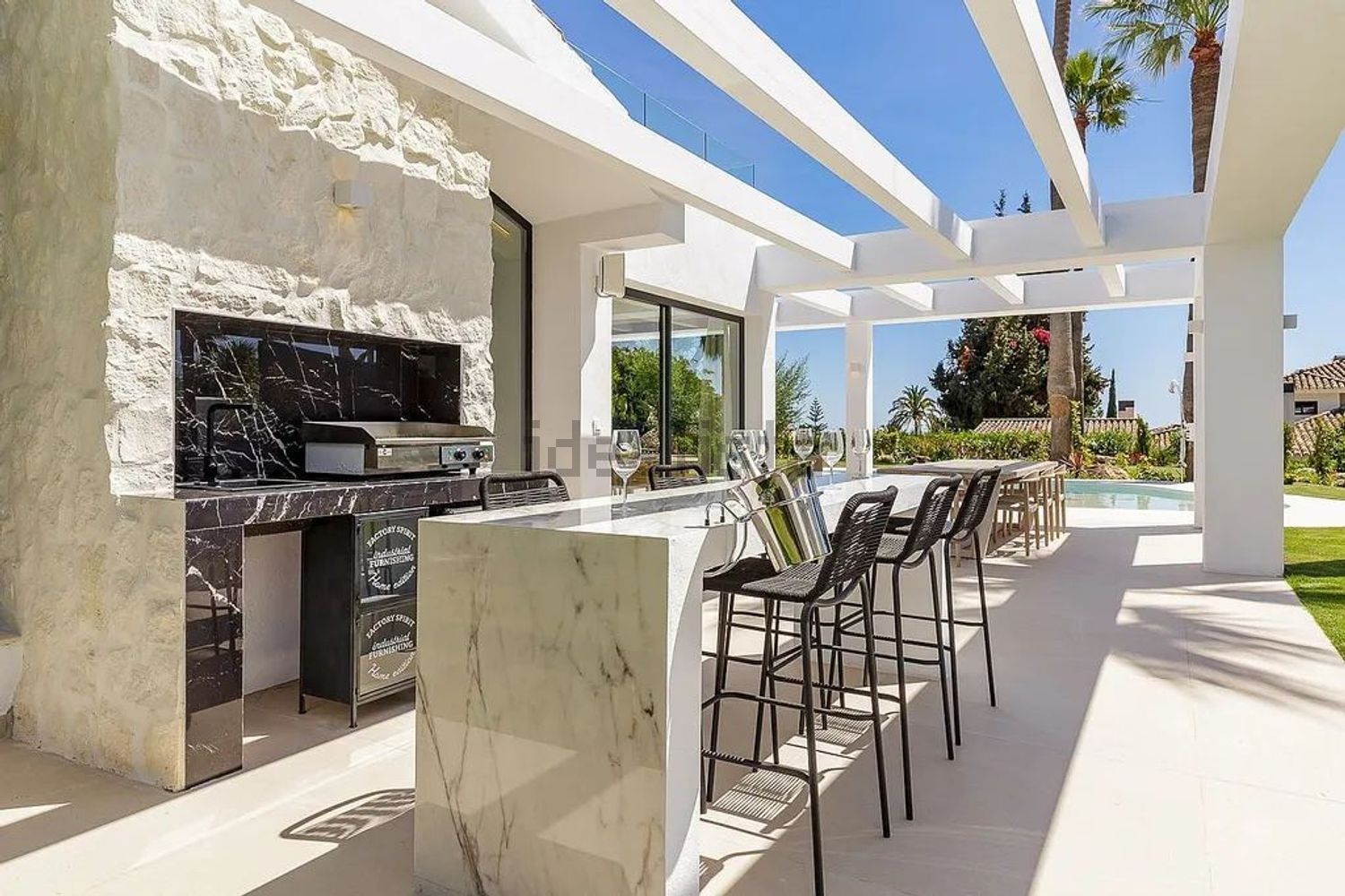Haus 400 m² in Marbella