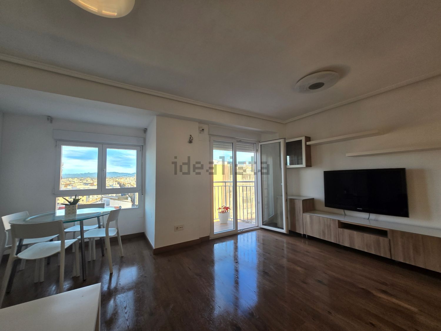 Pis de 90 m² a València
