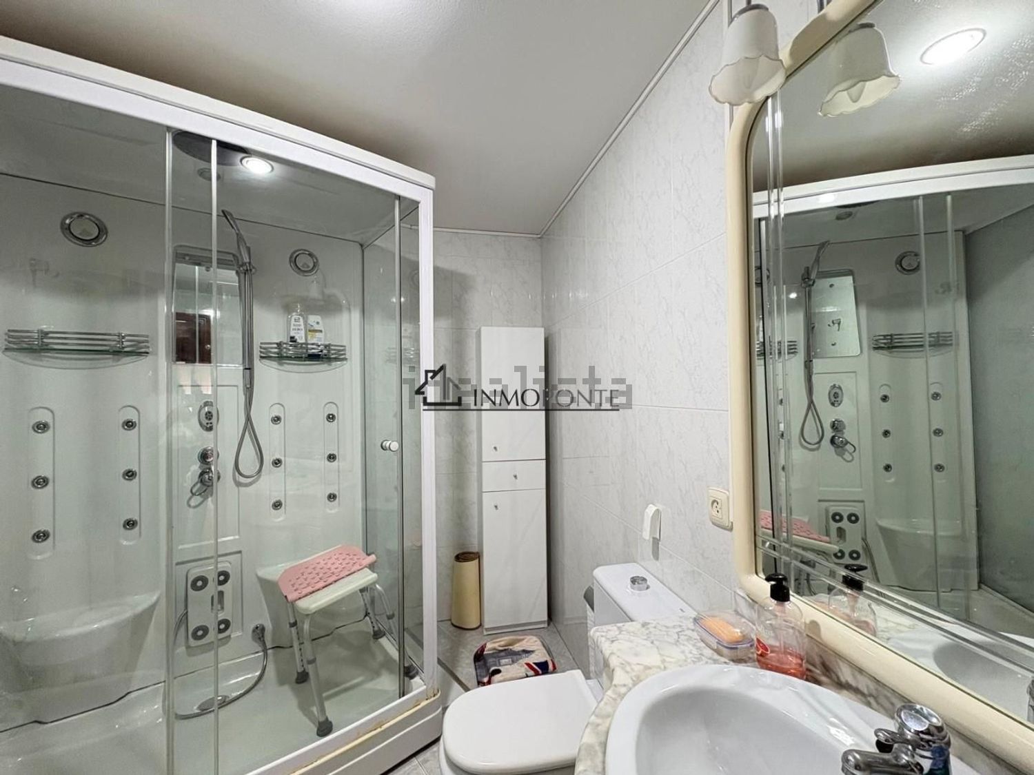 Flat 90 m² in Marín