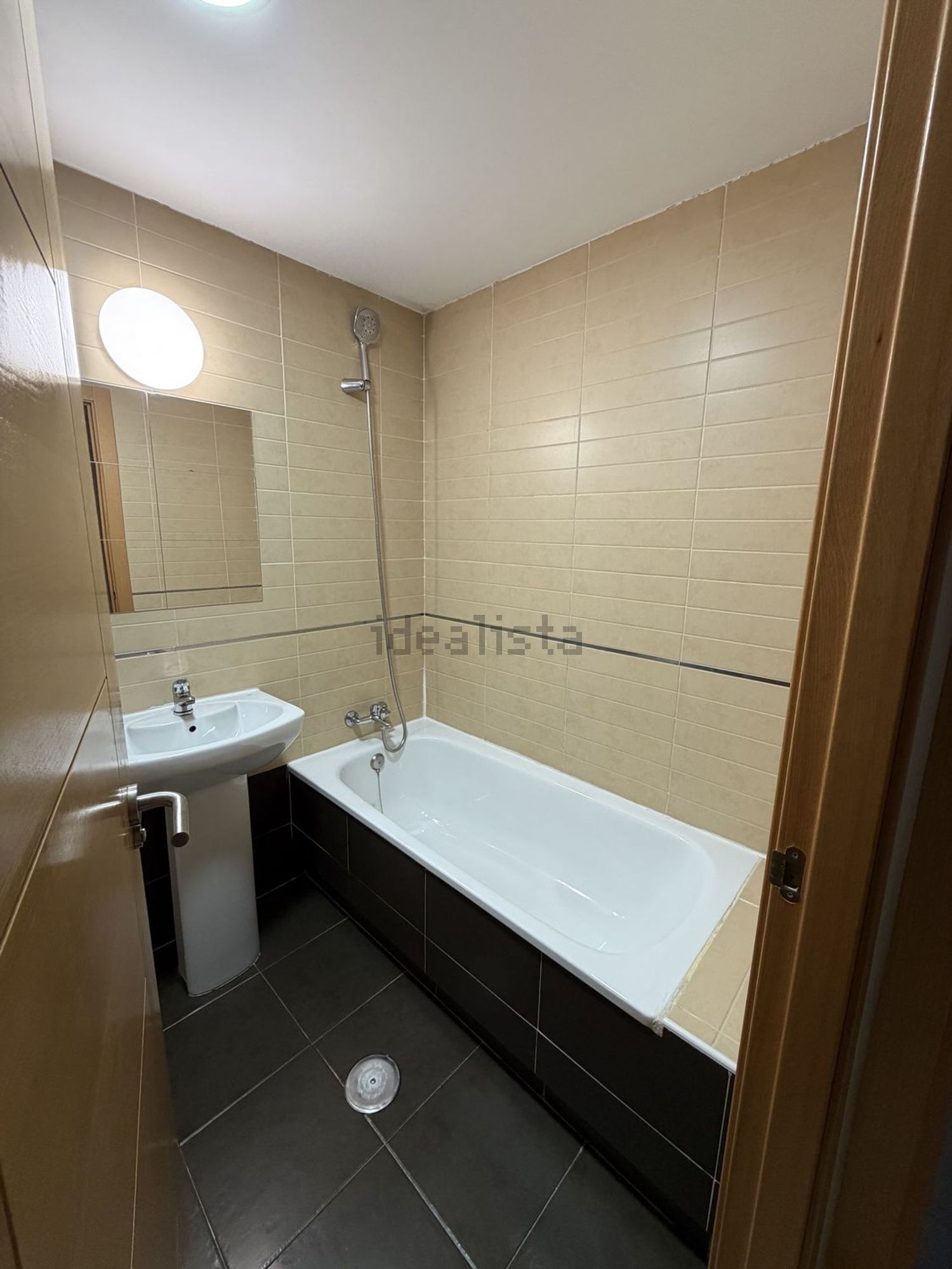 Piso de 90 m² en Alovera