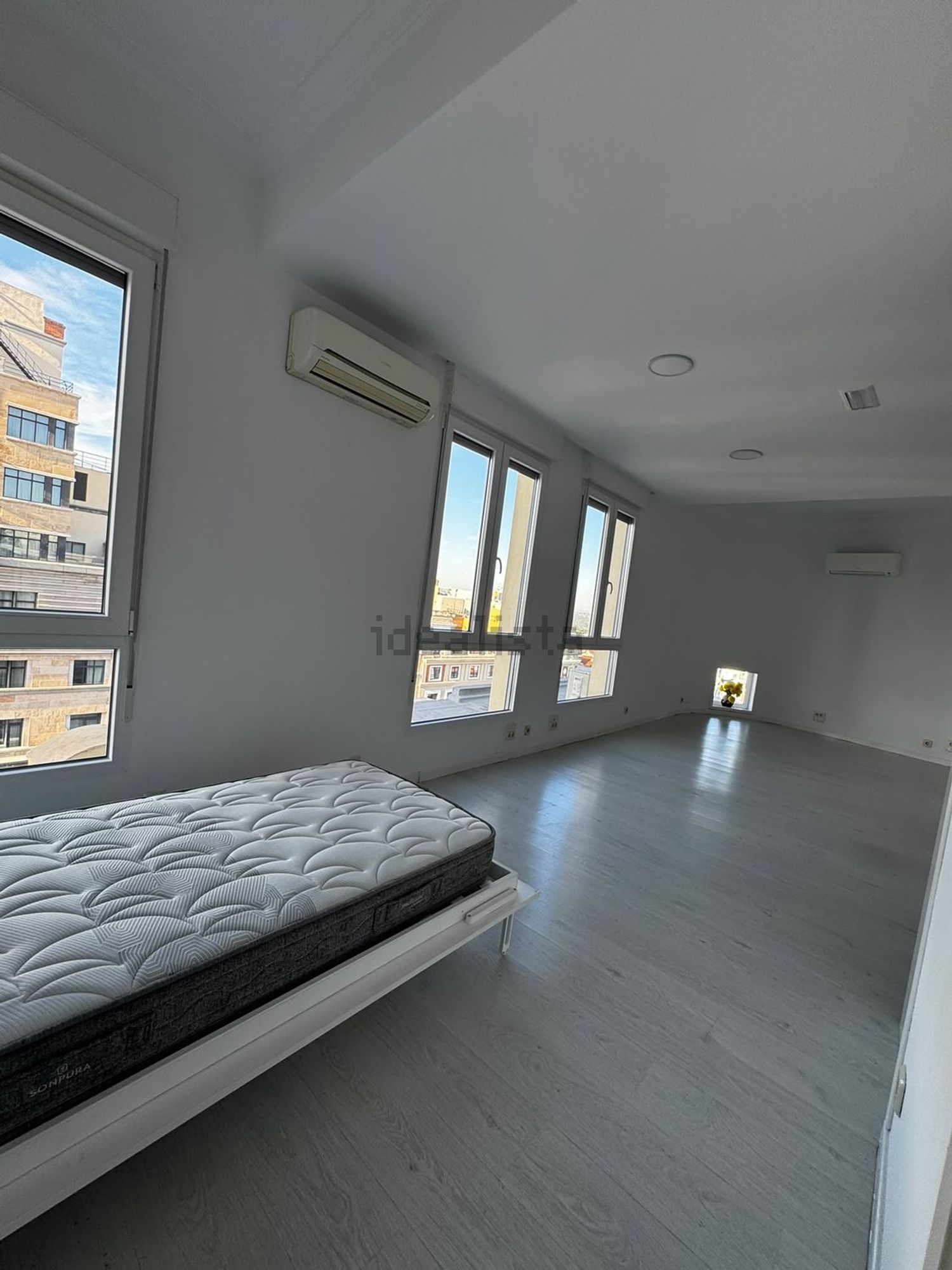 Flat 81 m² in Madrid