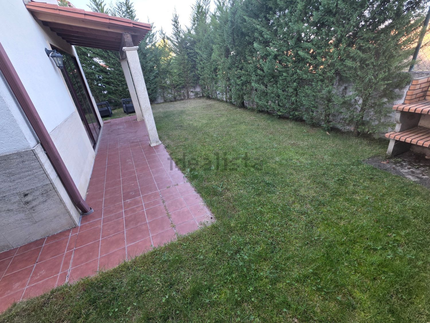 House 180 m² in Moriscos