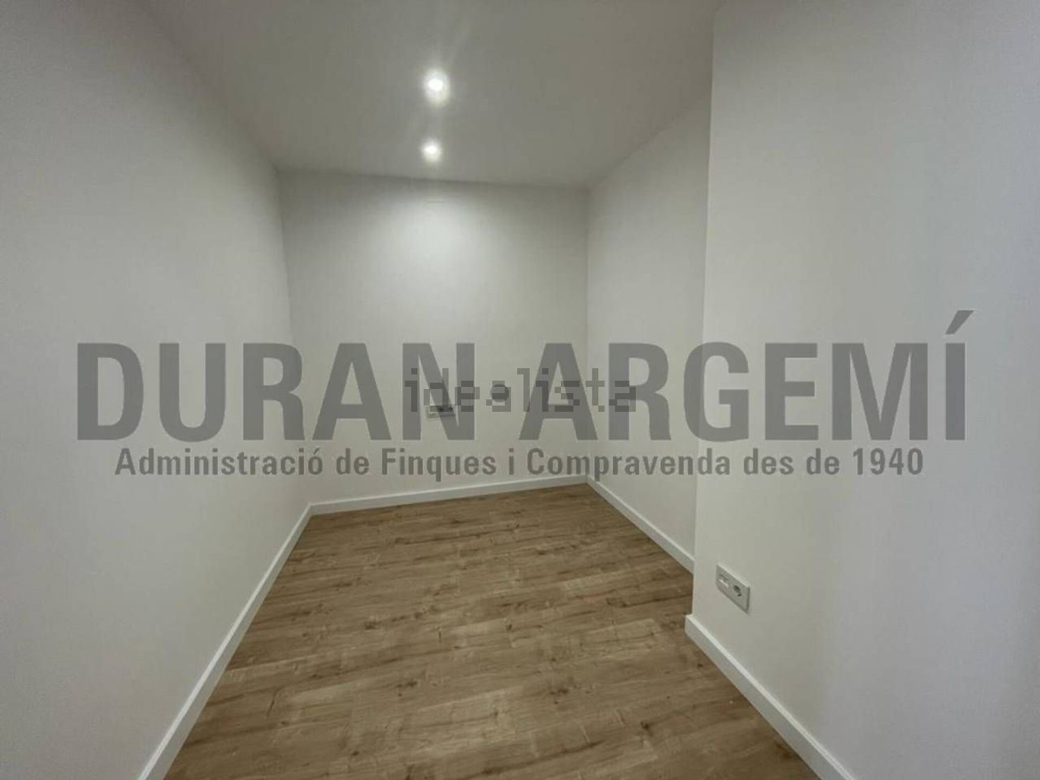 Pis de 56 m² a Terrassa